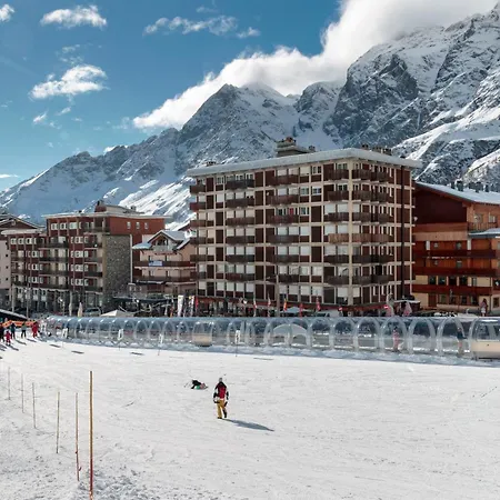 Hellochalet - The Alpine - Studio, Walk To Slopes 布勒伊-切尔维尼亚