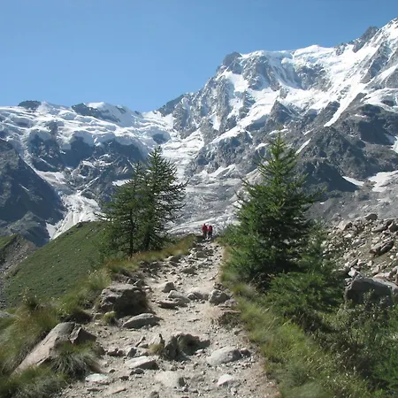 Hellochalet - The Alpine - Studio, Walk To Slopes 아파트